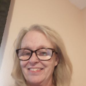 Meet your Posher, Pam